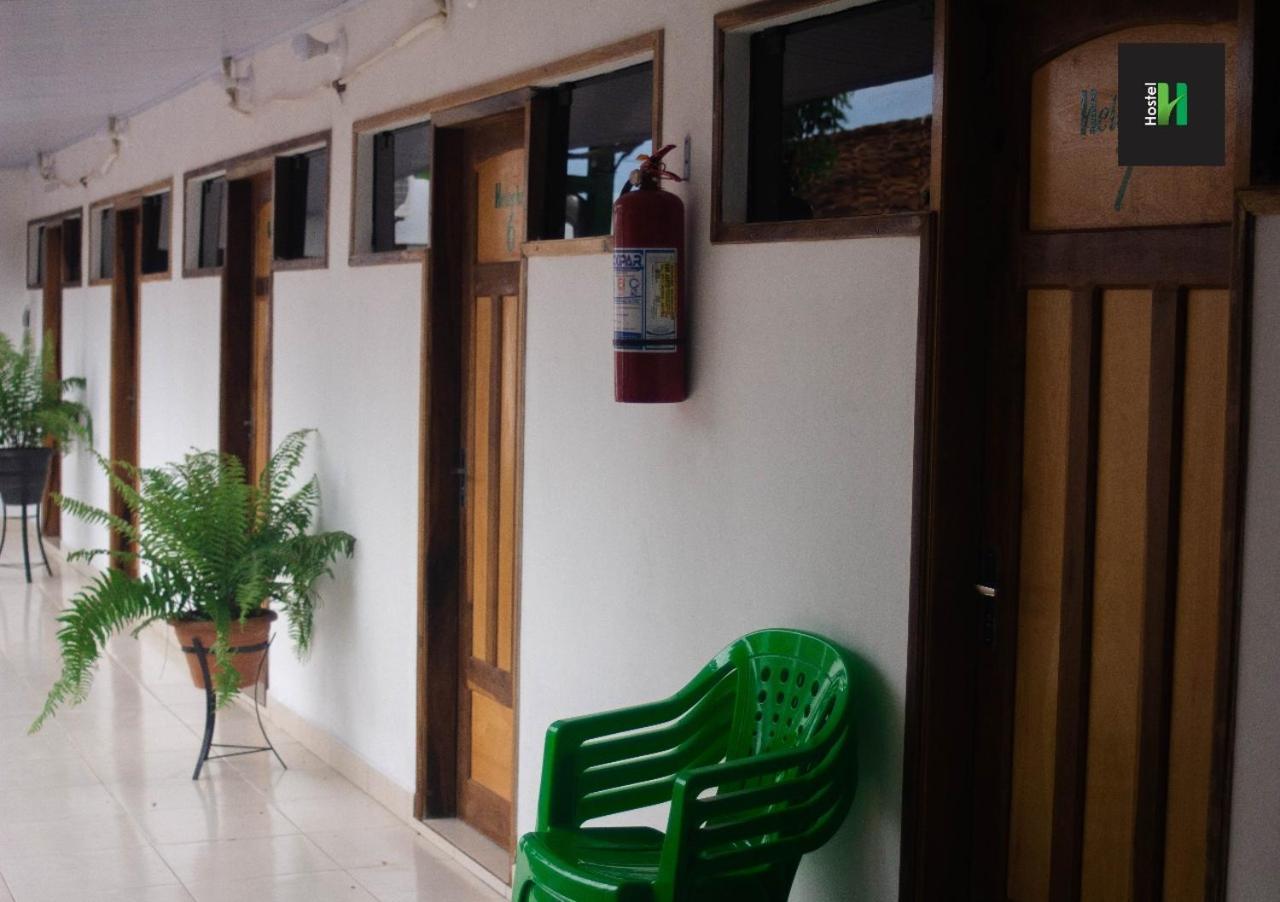 Helecho'S Hostal Ostello Encarnación Esterno foto